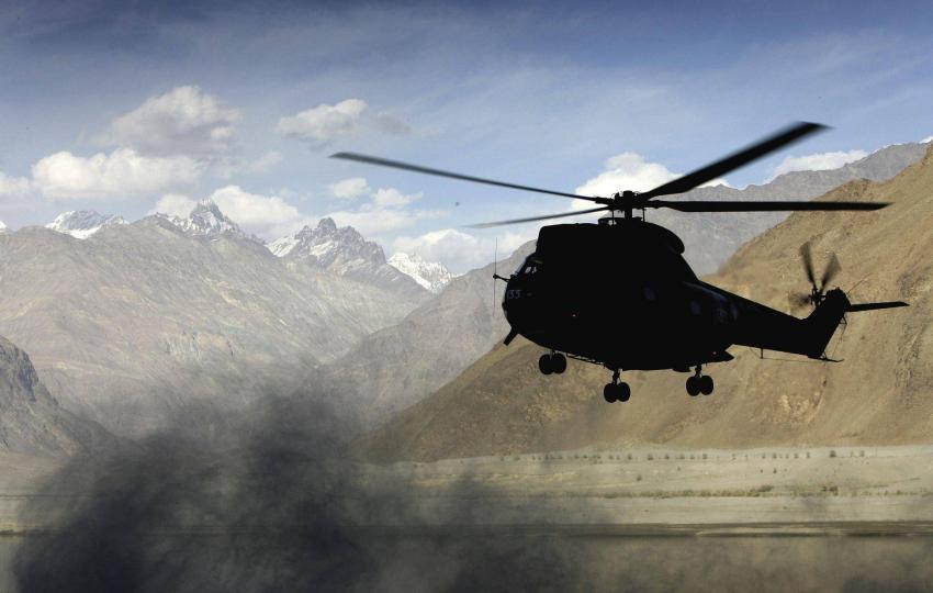 helicopter-tour-in-the-northern-pakistan-2-pakistan-tours