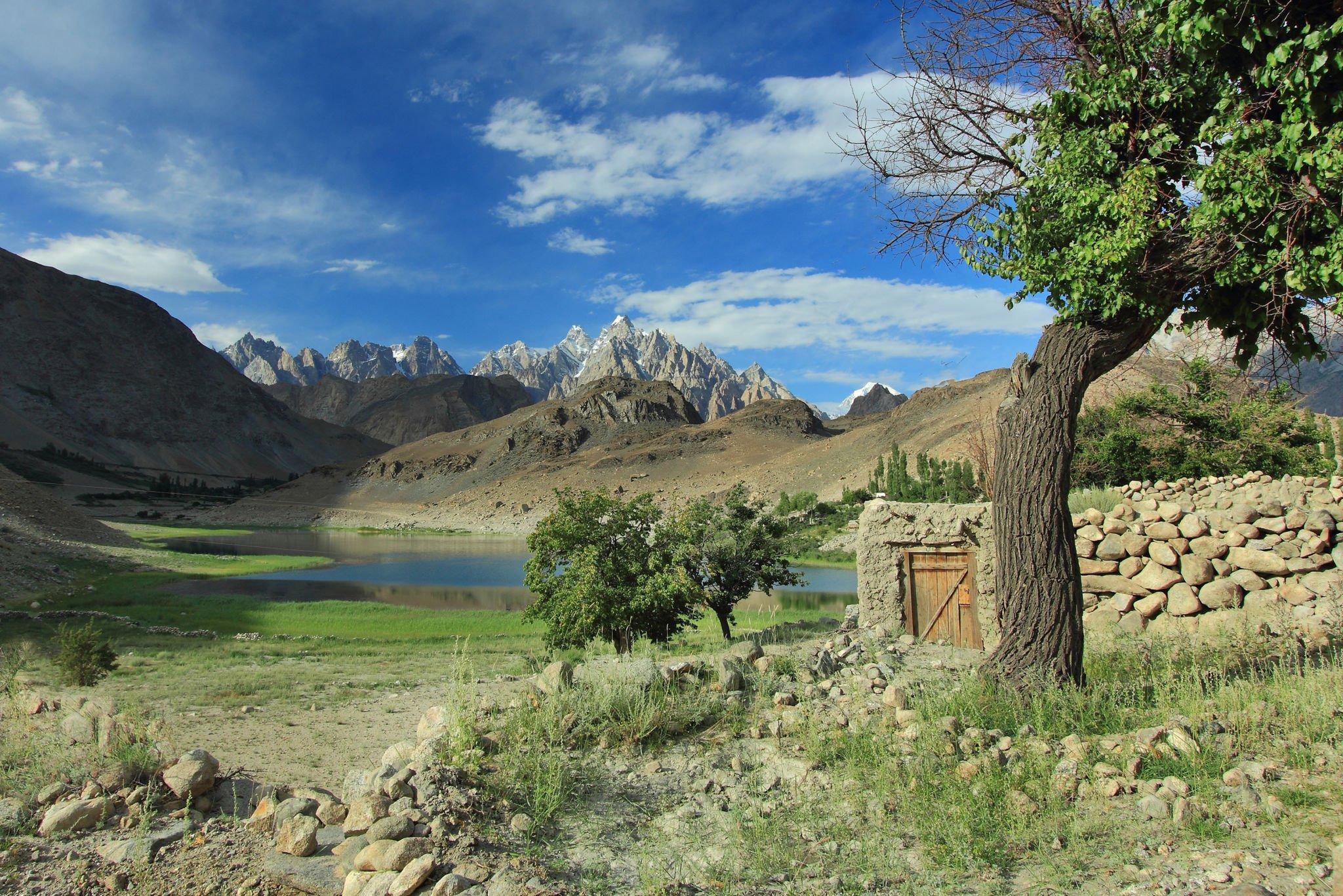 borith-lake-pakistan-tours
